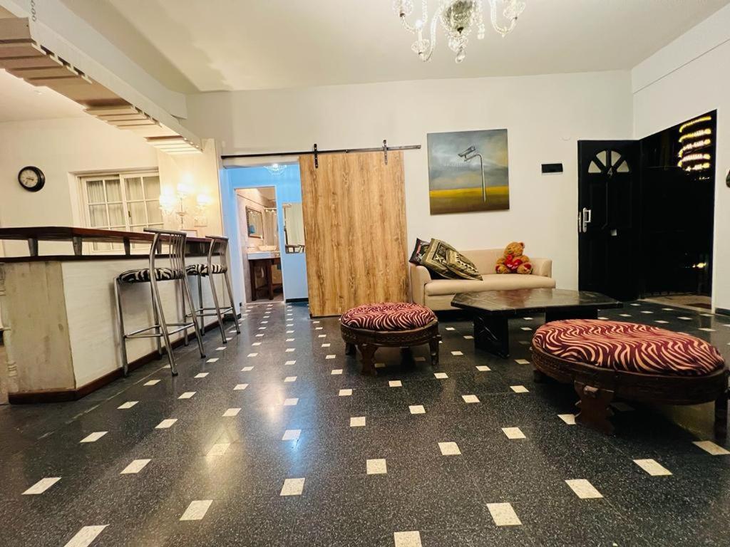 Monica'S Apartments カニング エクステリア 写真